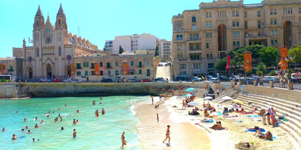 Dacha * Sliema